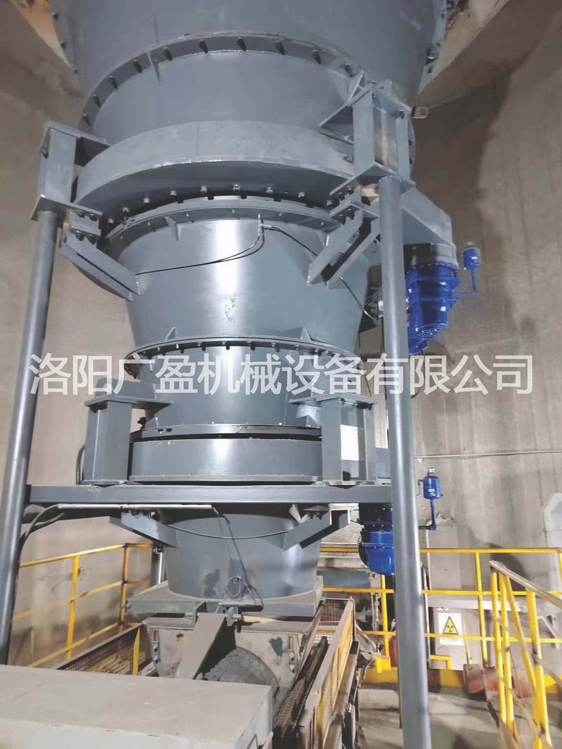 鎂渣庫（倉）防堵穩(wěn)料裝置運(yùn)行現(xiàn)場(chǎng)